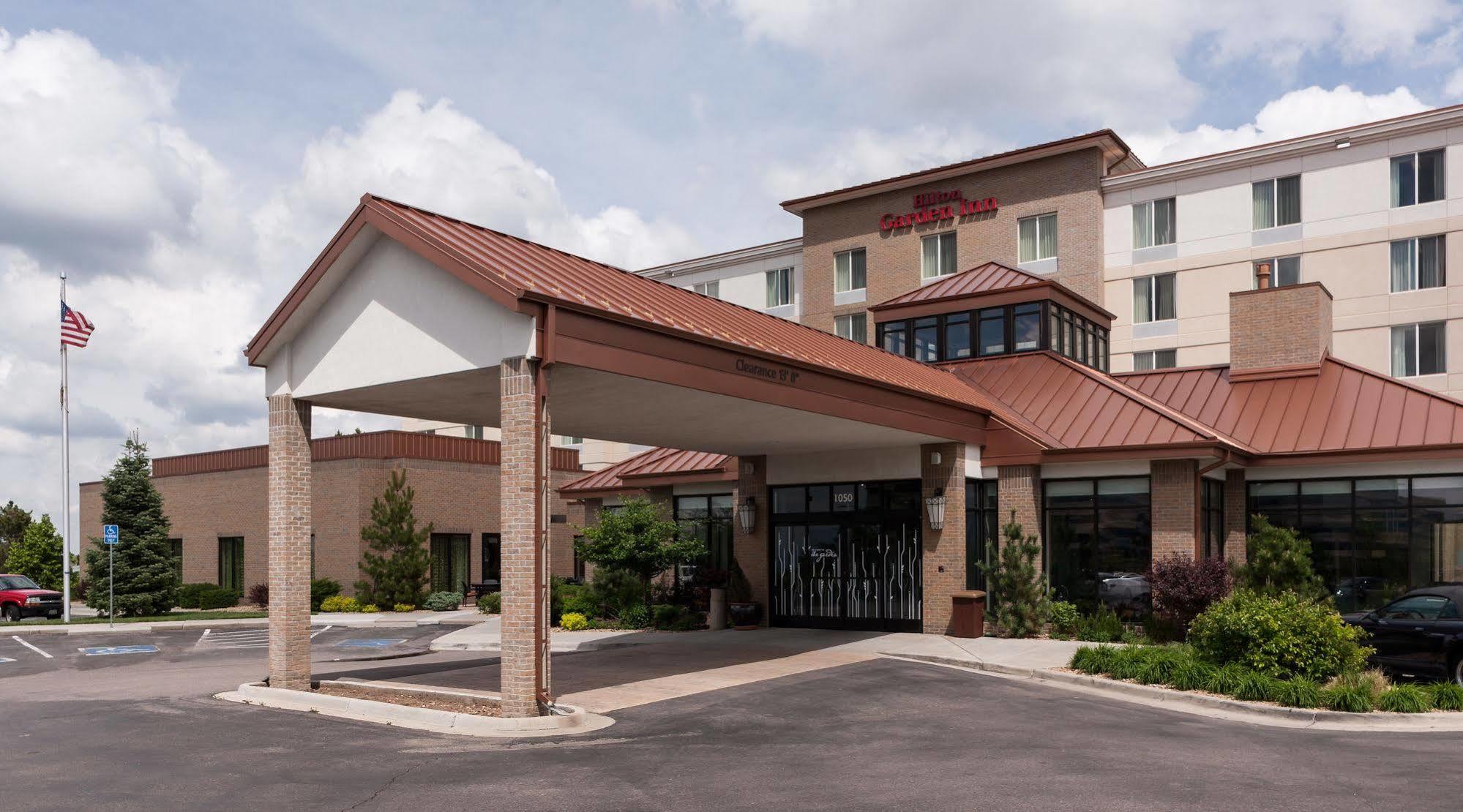 Hilton Garden Denver 3*